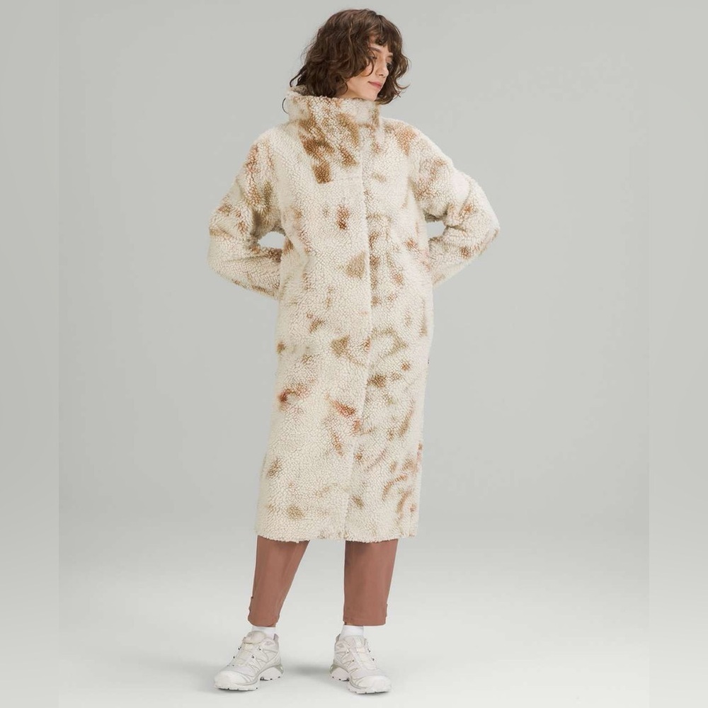 lululemon athletica Cream and Brown Patterned Fleece Coat